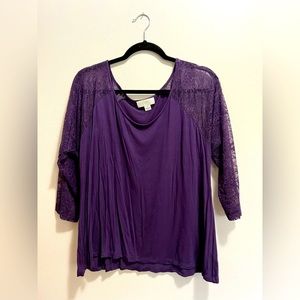 Forever 21+ purple lace sleeved top size 1XL